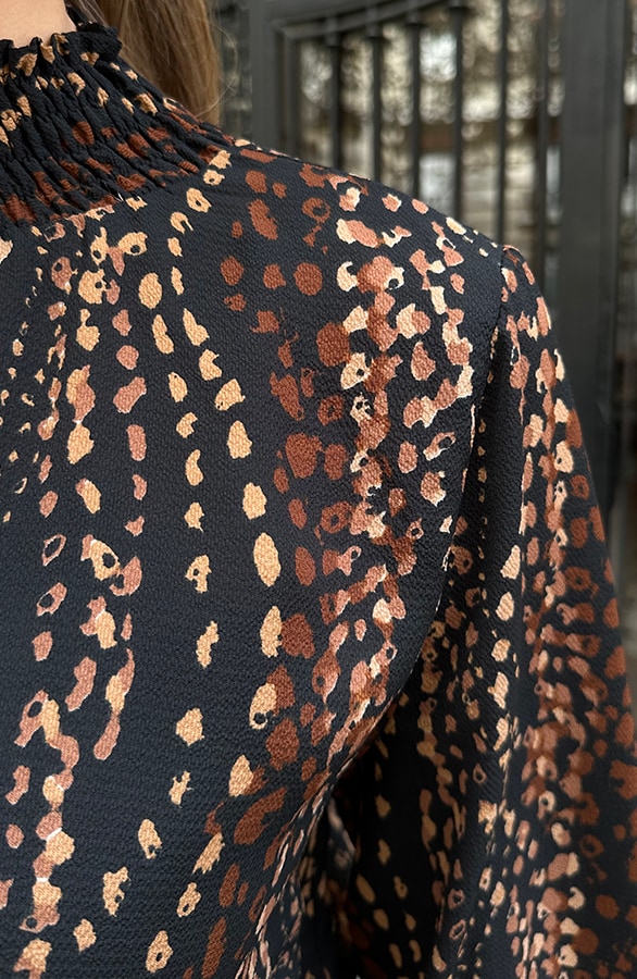 Col Blouse Dots Print Choco – blouses, foto 4