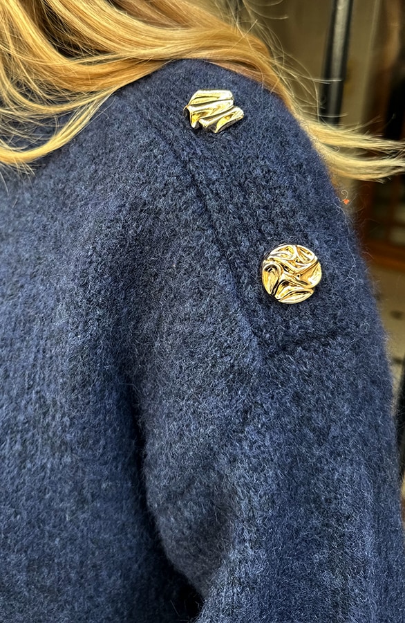 Wollpullover mit Knöpfen Marine, Foto 5