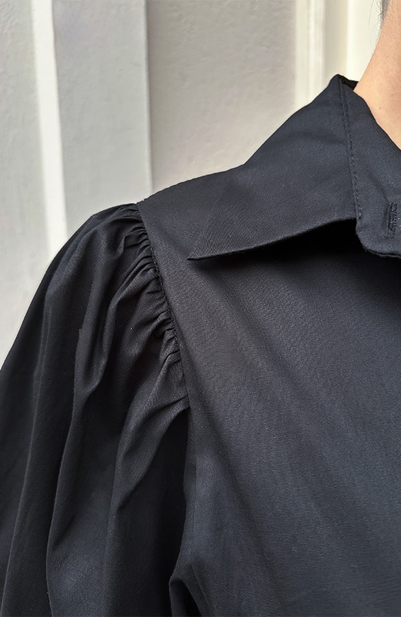 Classic Pofmouwen Blouse Katoen Zwart – blouses, foto 5
