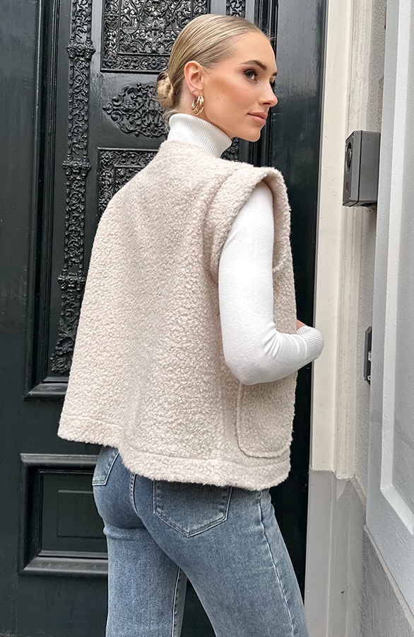 Soft Oversized Button Gilet Beige – vesten, foto 4