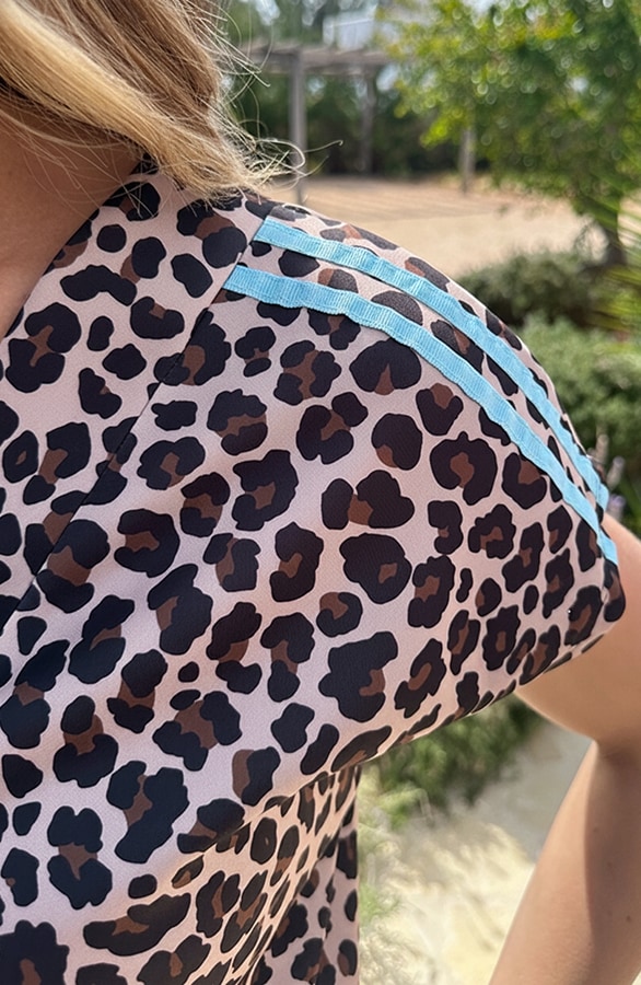 Leopard Bies Top Baby Blue – tops, foto 4