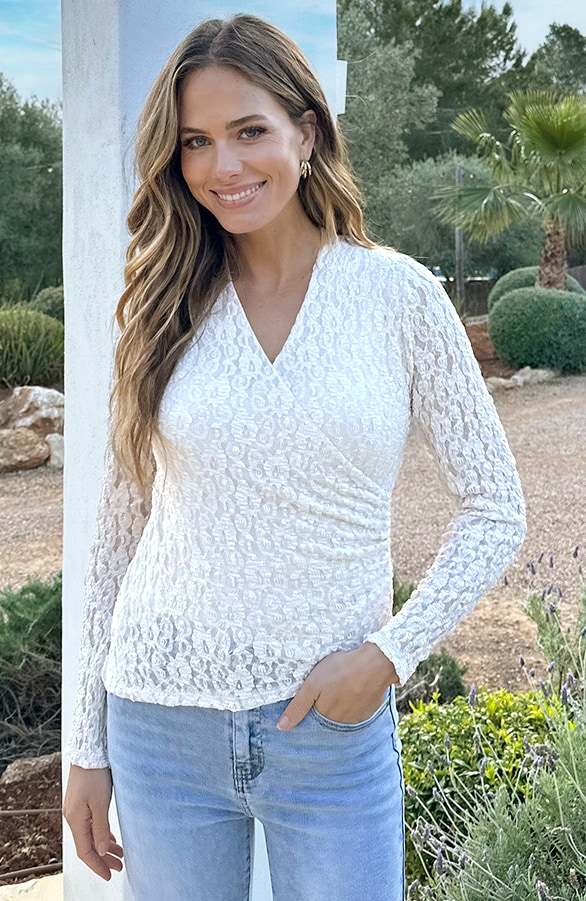 Overslag Lace Top Asymmetric Ecru – tops