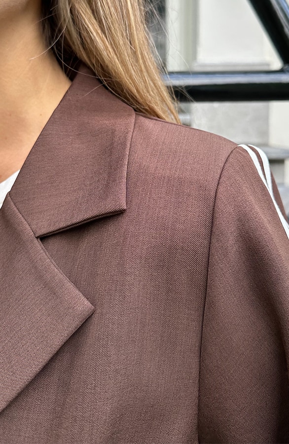 Classic Wrap Blazer Met Bies Choco – jassen, foto 5