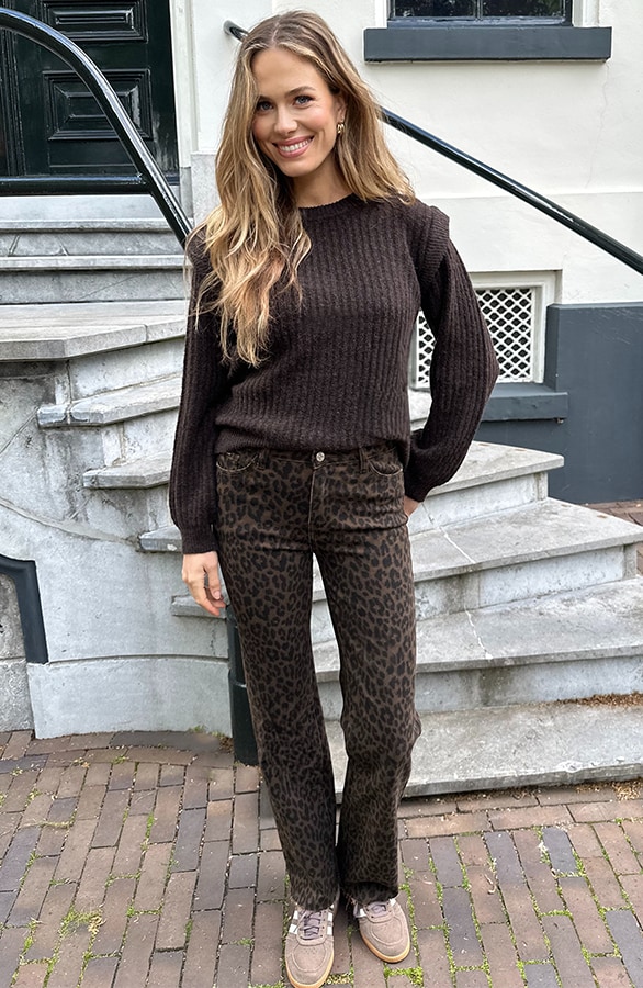 Knitted Shoulder Detail Trui Choco – truien, foto 5