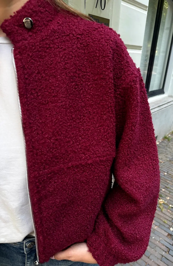 Boucle Bomber Coat Met Rits Burgundy – jassen, foto 7