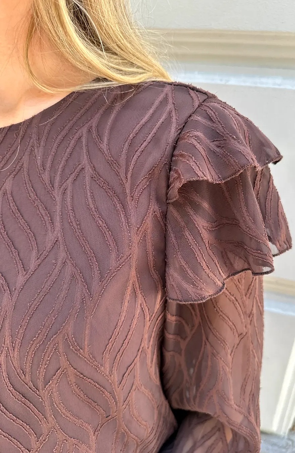 Noa Ruffle Blouse Choco – blouses, foto 8