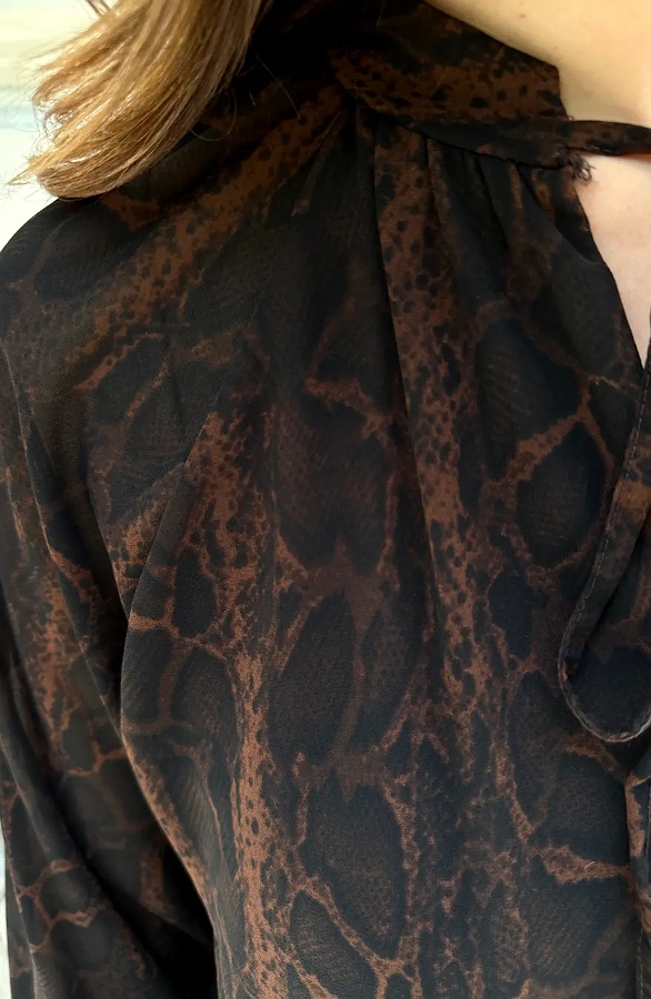 Ruffle Snake Print Jurk Choco – jurken, foto 8