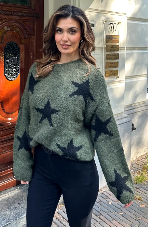 Soft Oversized Star Sweater Army – truien
