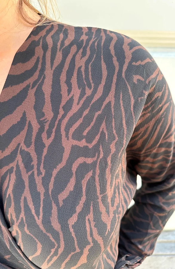Wrap Jurk Zebra Longsleeve Choco – jurken, foto 7
