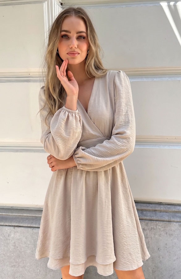 V-hals Strik Jurk Liv Beige – jurken, foto 2