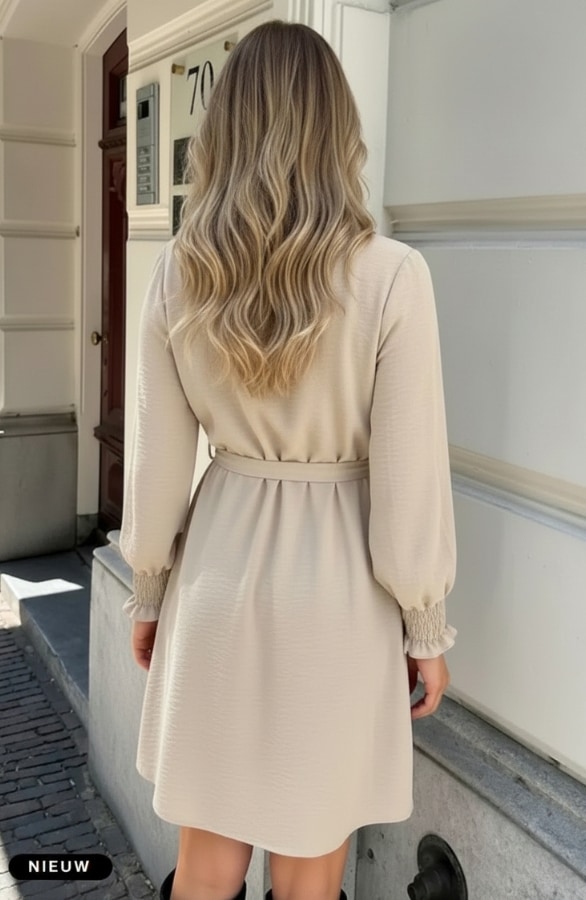 V-hals Smocked Jurk Beige – jurken, foto 4