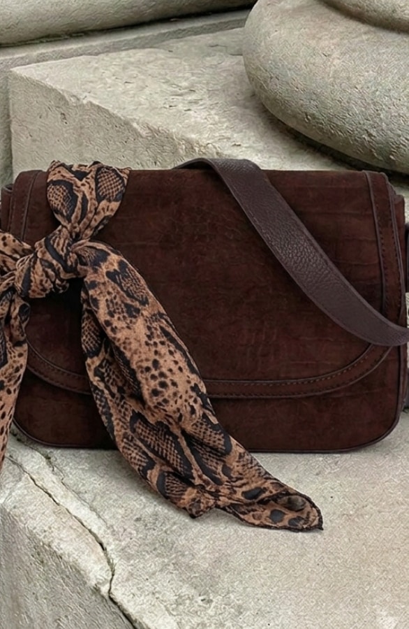 Suedine Schoudertas Choco Bruin – alle accessoires, foto 3