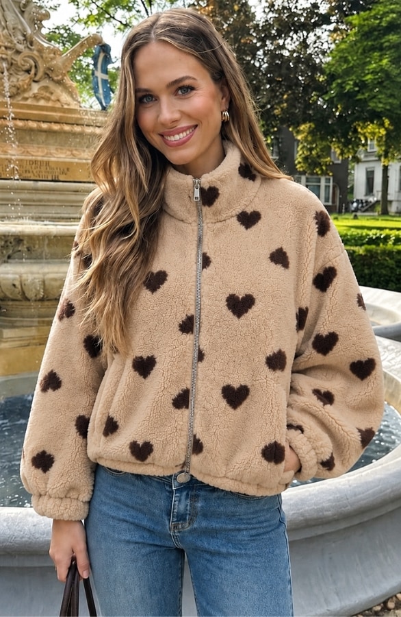 Teddy Heart Cardigan Beige – jassen