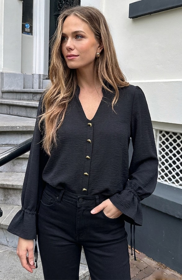 V-hals Ruffle Croissant Knopen Blouse Zwart – blouses, foto 2